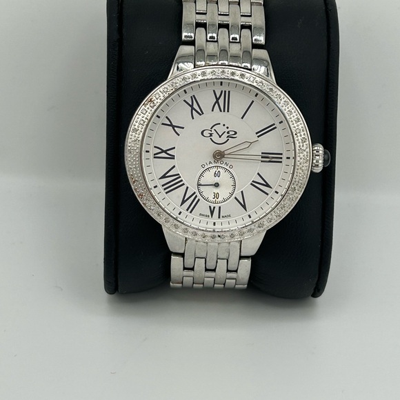 Gv2 Gevril Astor Stainless Steel & Diamond Bracelet Watch Running #04 main image 3